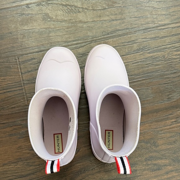 Hunter Women's Lilac Purple Waterproof Short Rain Boots - Picture 5 of 11